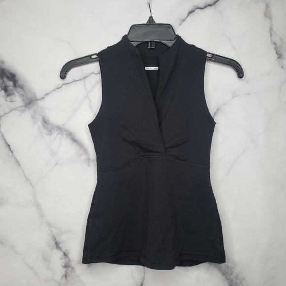 lululemon athletica Tops - Lululemon tank top size 4